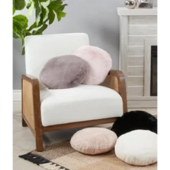 Saro Lifestyle Round Throw Pillow With Faux Rabbit Fur 10 Saro Lifestyle Round Throw Pillow With Faux Rabbit Fur -Winter Glow Store GUEST 56c8db8a 2404 4ca0 974f ee46df711467