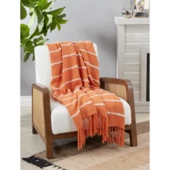 Saro Lifestyle Striped Throw With Tasseled Edges -Winter Glow Store GUEST 640ae1ad e954 4455 8fd6 ebe05c334c71