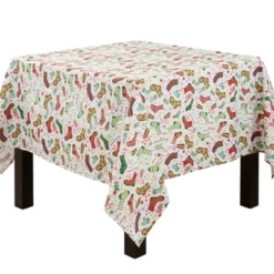 Saro Lifestyle Christmas Stockings Holiday Tablecloth 13 Saro Lifestyle Christmas Stockings Holiday Tablecloth -Winter Glow Store GUEST 647beecd 3e3a 448f ae7e 5b2769a468b3