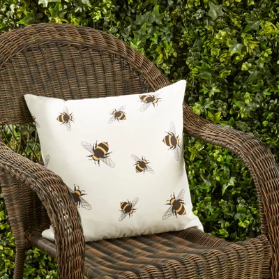 Saro Lifestyle Charming Bumble Bee Outdoor Pillow With Poly Fill, 18"x18", Off-White 3 Saro Lifestyle Charming Bumble Bee Outdoor Pillow With Poly Fill, 18"x18", Off-White - Image 3