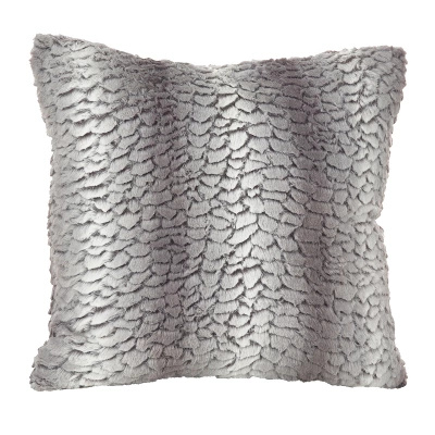 18"x18" Juneau Classic Faux Fur Throw Pillow - Saro Lifestyle 3 18"x18" Juneau Classic Faux Fur Throw Pillow - Saro Lifestyle - Image 3