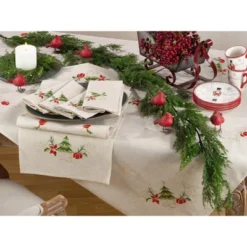 Saro Lifestyle Table Runner With Embroidered Christmas Design -Winter Glow Store GUEST c0e43eac fa61 492d 9d4b c15a8fdc334b