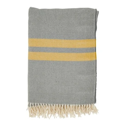 Saro Lifestyle Trendy Stripe And Herringbone Fringed Throw 4 Saro Lifestyle Trendy Stripe And Herringbone Fringed Throw - Image 4